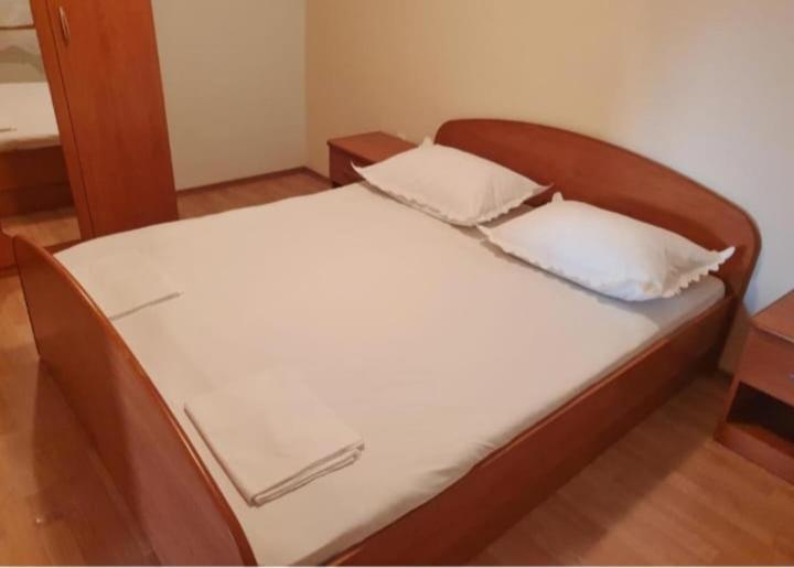 Apartmanibeta Stara Novalja Bagian luar foto