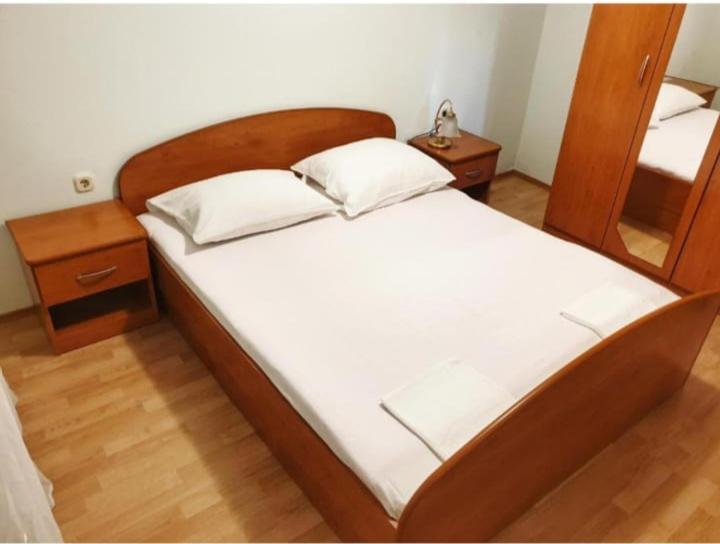 Apartmanibeta Stara Novalja Bagian luar foto
