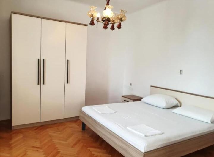 Apartmanibeta Stara Novalja Bagian luar foto