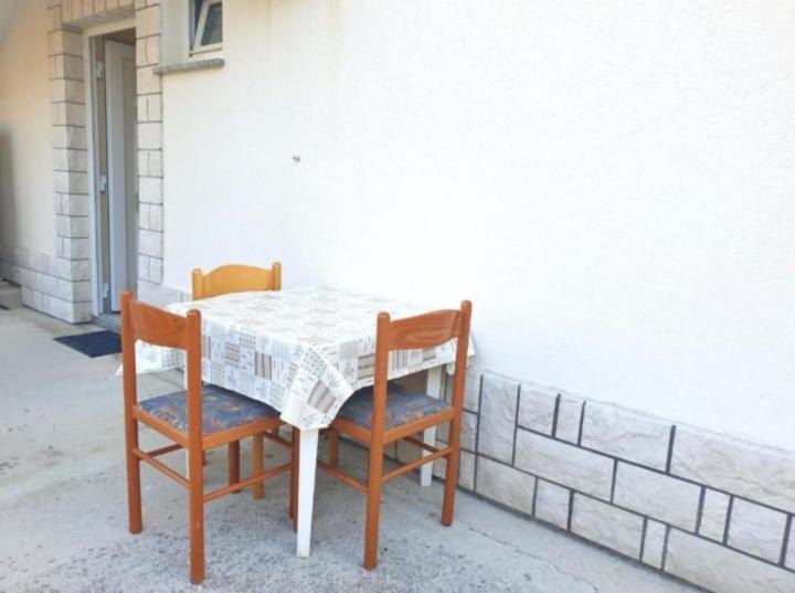 Apartmanibeta Stara Novalja Bagian luar foto