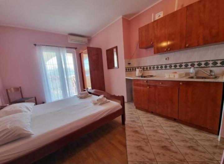 Apartmanibeta Stara Novalja Bagian luar foto