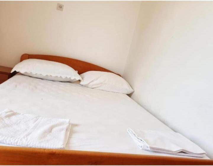 Apartmanibeta Stara Novalja Bagian luar foto