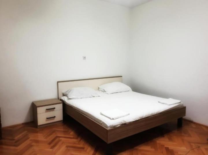 Apartmanibeta Stara Novalja Bagian luar foto