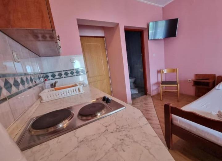 Apartmanibeta Stara Novalja Bagian luar foto